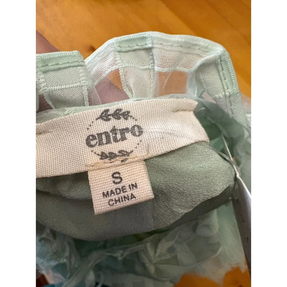 entro sleeveless top